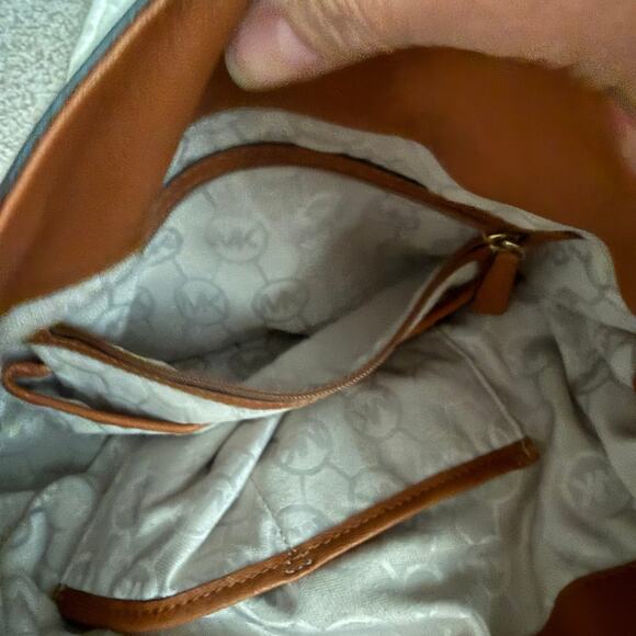 Michael Kors Camel Handbag with Dust Bag - Picture 7 of 12